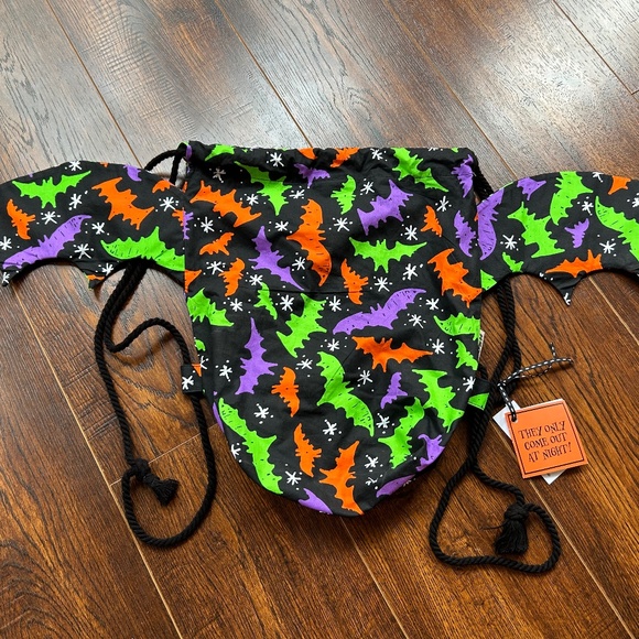 Lush Cosmetics Halloeen bat backpack - Picture 1 of 3